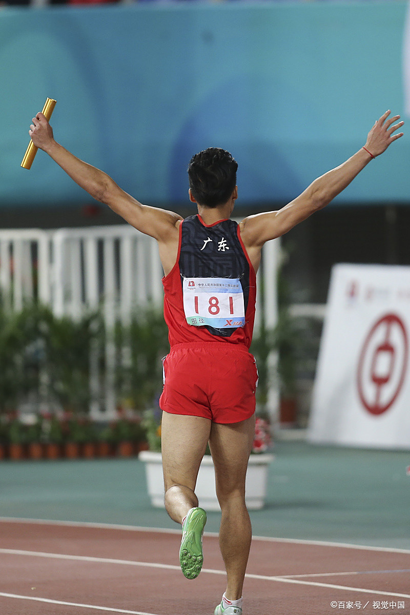 宝威网址-沃特森赞扬球队合作密切，带来令人振奋的胜利